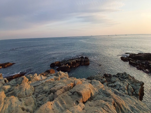 전망대서 본 바다